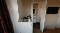 Ensuite and tea and coffee making facilities